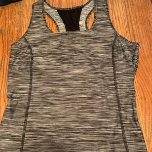 Danskin Large Workout Shirt